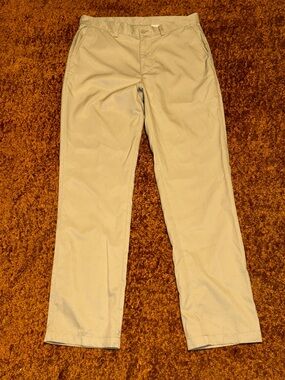 Roundtree & Yorke Men's Beige Chinos